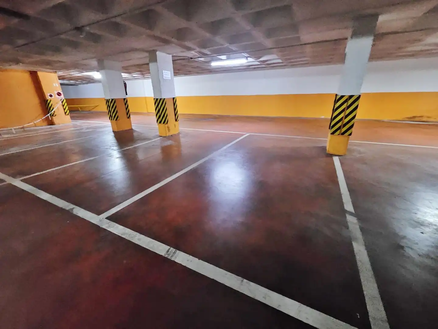 Parkplatz von Garage zur Miete in Alicante / Alacant