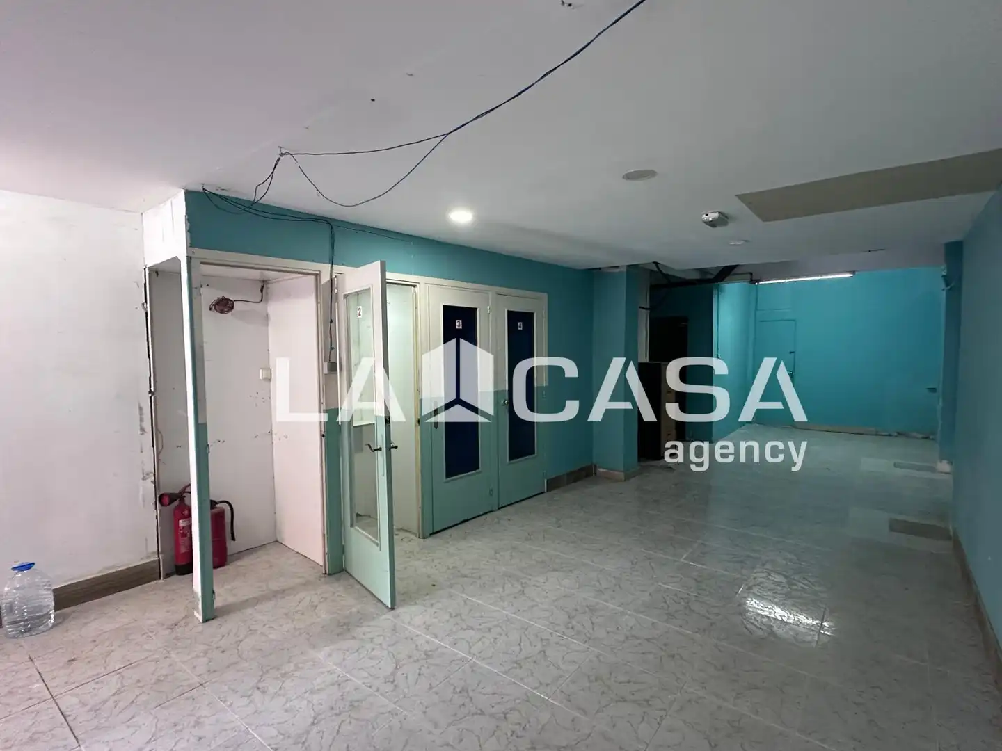 Local comercial en venda a Nou Barris, imagen 4