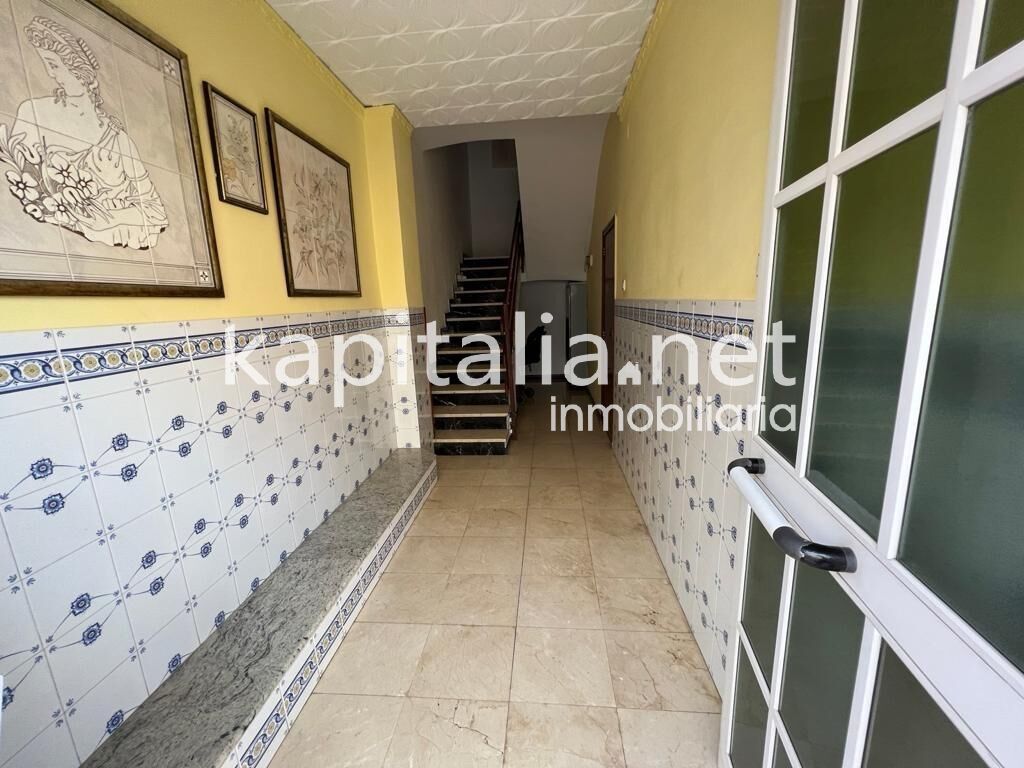 Flat for sale in Genovés  with Air Conditioner, Heating and Private garden