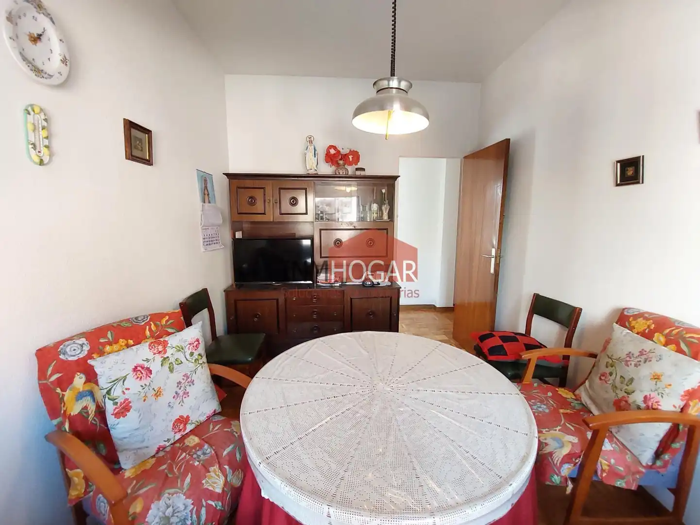 Living room of Flat for sale in Ávila  with Heating, Parquet flooring and Terrace
