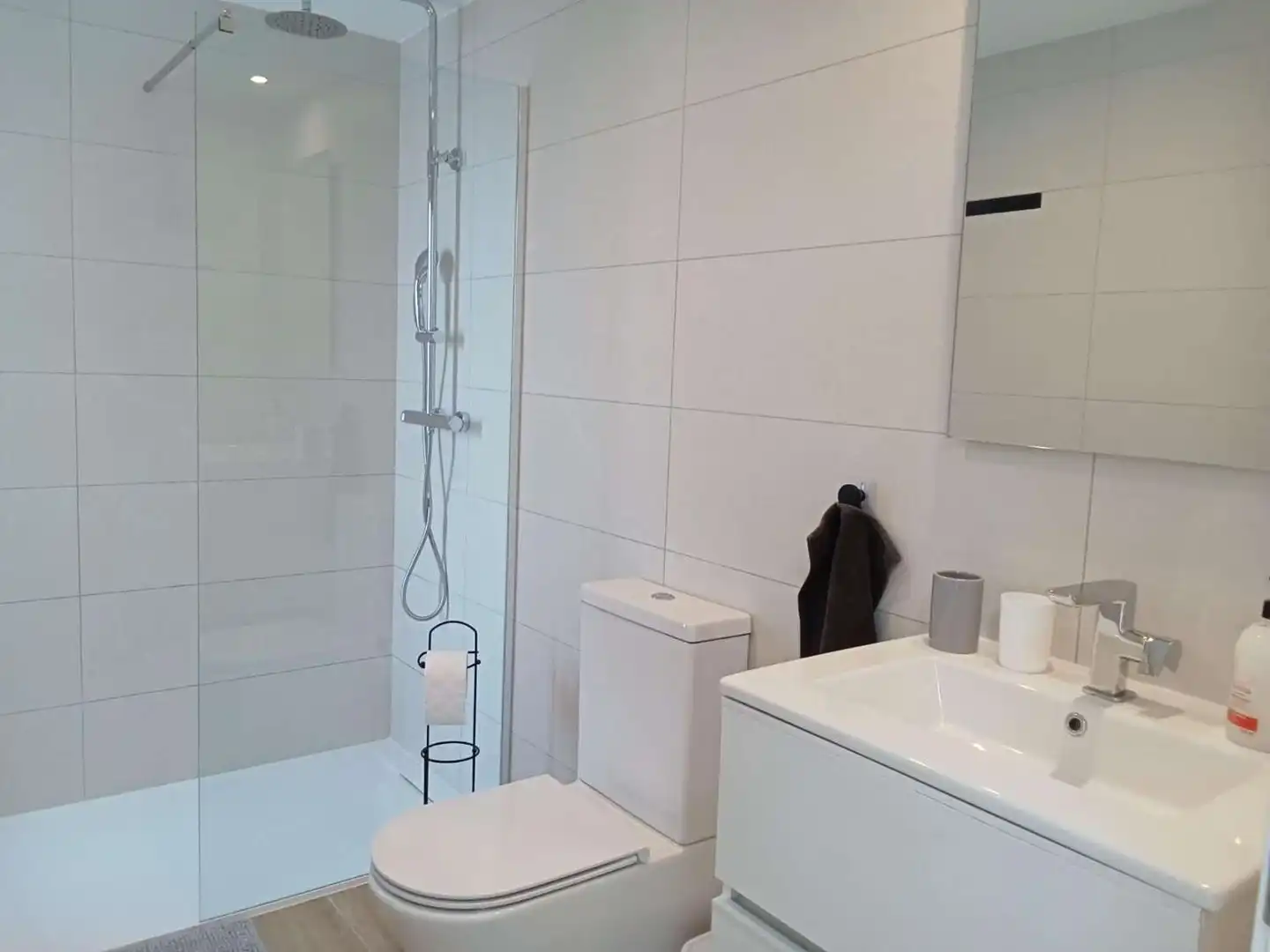 Bany de Apartament en venda en Torrevieja amb Aire condicionat, Calefacció i Terrassa