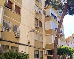 Vista exterior de Pis en venda en  Sevilla Capital amb Aire condicionat i Calefacció