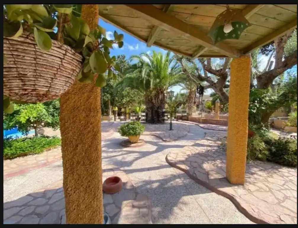 Jardí de Casa o xalet en venda en Mutxamel amb Aire condicionat, Jardí privat i Forn