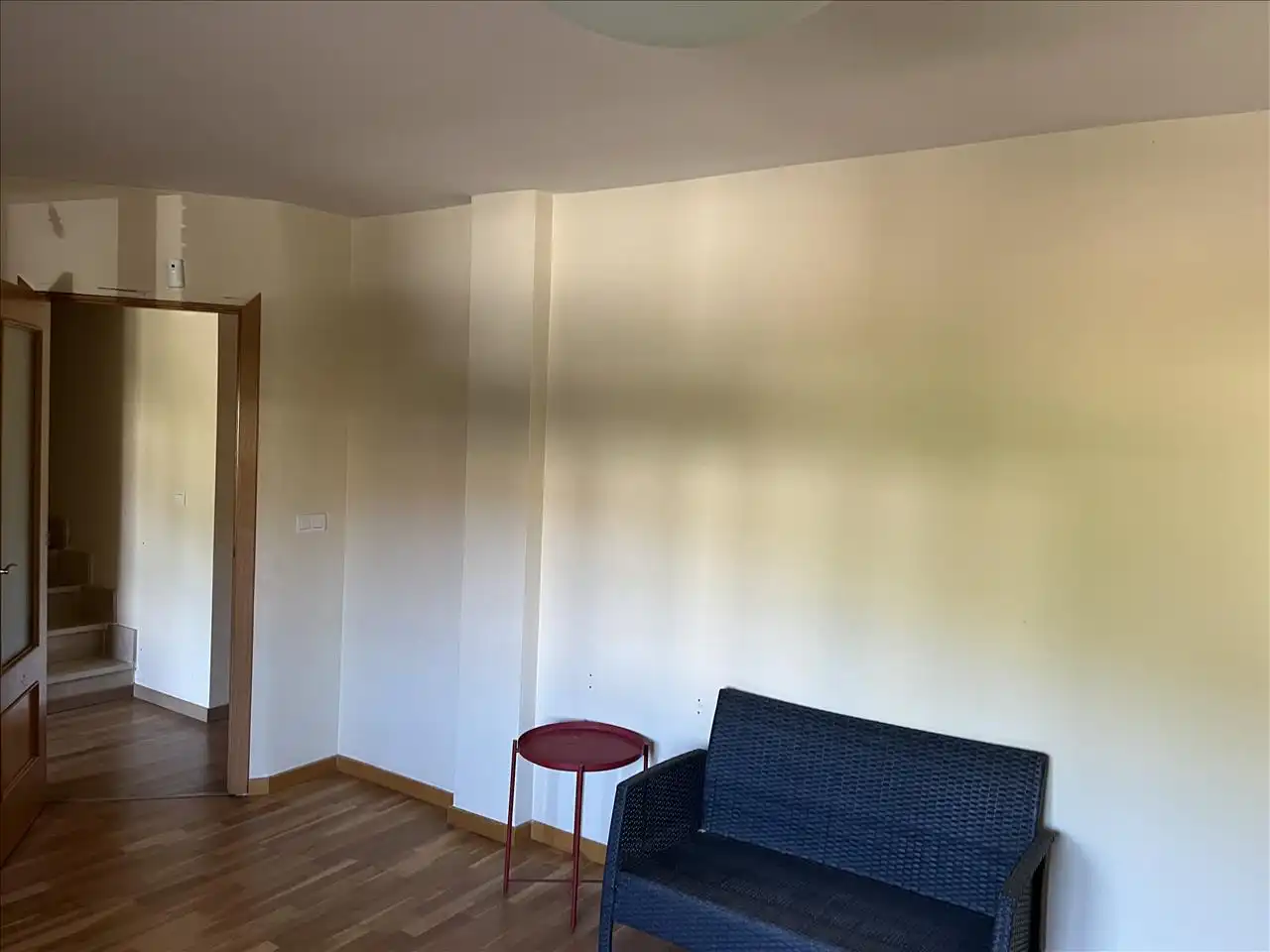 Sala d'estar de Dúplex en venda en El Tiemblo  amb Traster i Balcó