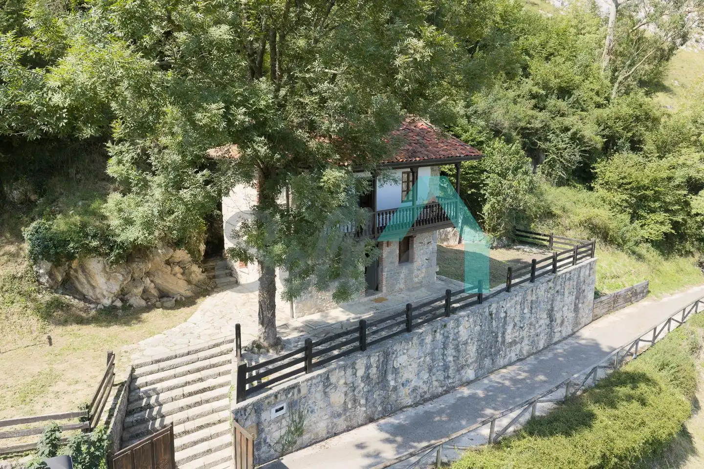 Vista exterior de Casa o chalet en venta en Morcín con Jardín privado, Terraza y Balcón