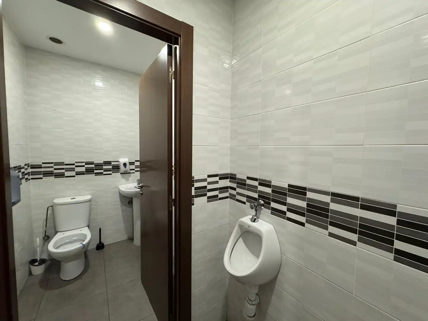 Local comercial en traspaso en Centre - Sant Oleguer, imagen 34