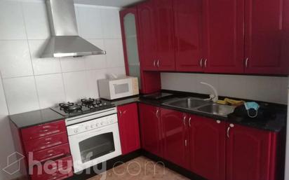 Kitchen of Flat for sale in L'Hospitalet de Llobregat