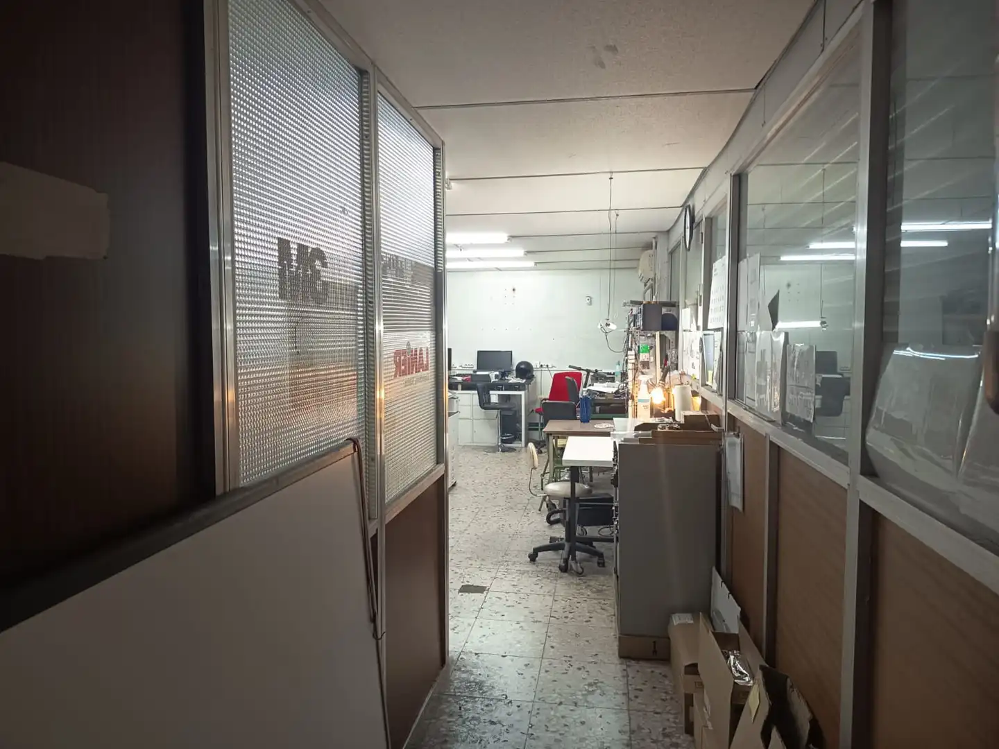 Local en venta en Alicante / Alacant con Aire acondicionado, Internet y Alarma