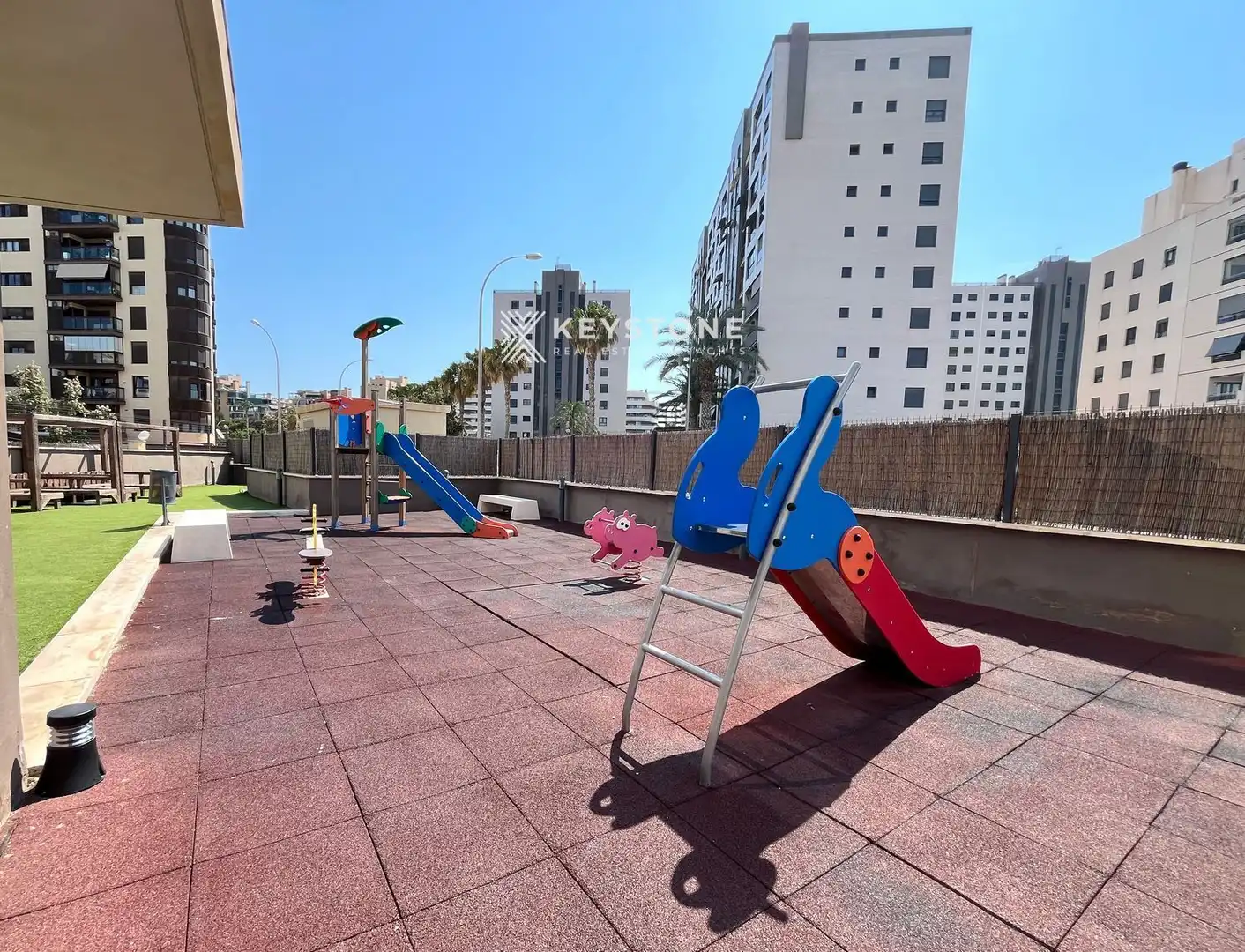 Terraza de Ático de alquiler en Alicante / Alacant con Aire acondicionado, Calefacción y Terraza