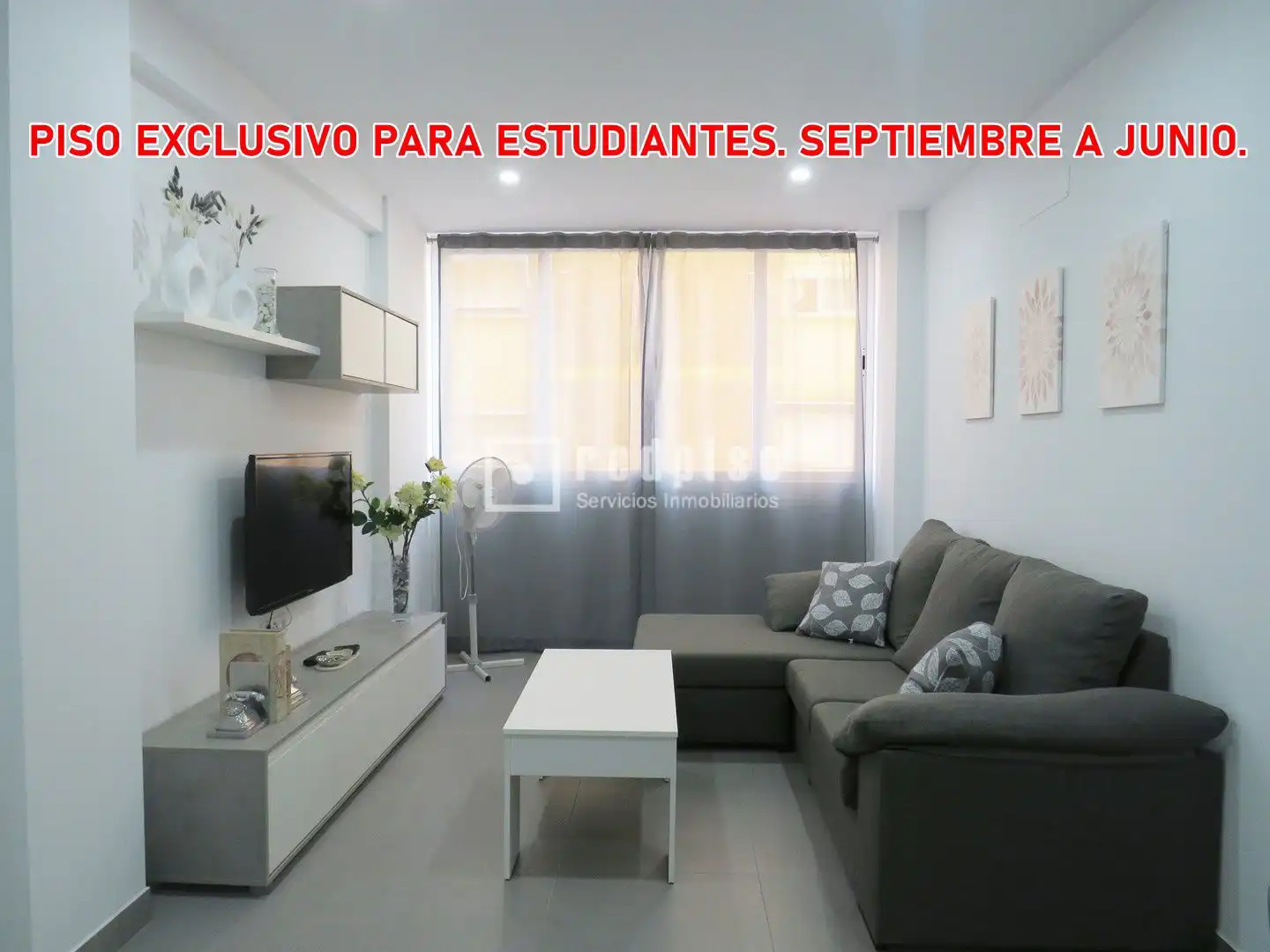 Sala d'estar de Pis de lloguer en Málaga amb Terrassa