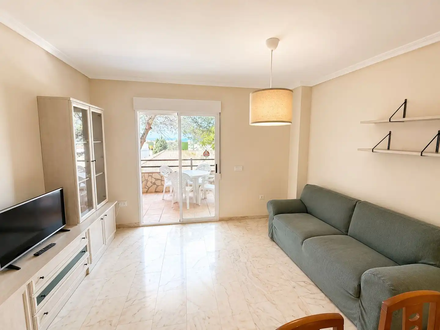 Wohnzimmer von Wohnung zur Miete in Almuñécar mit Möbliert und Balkon