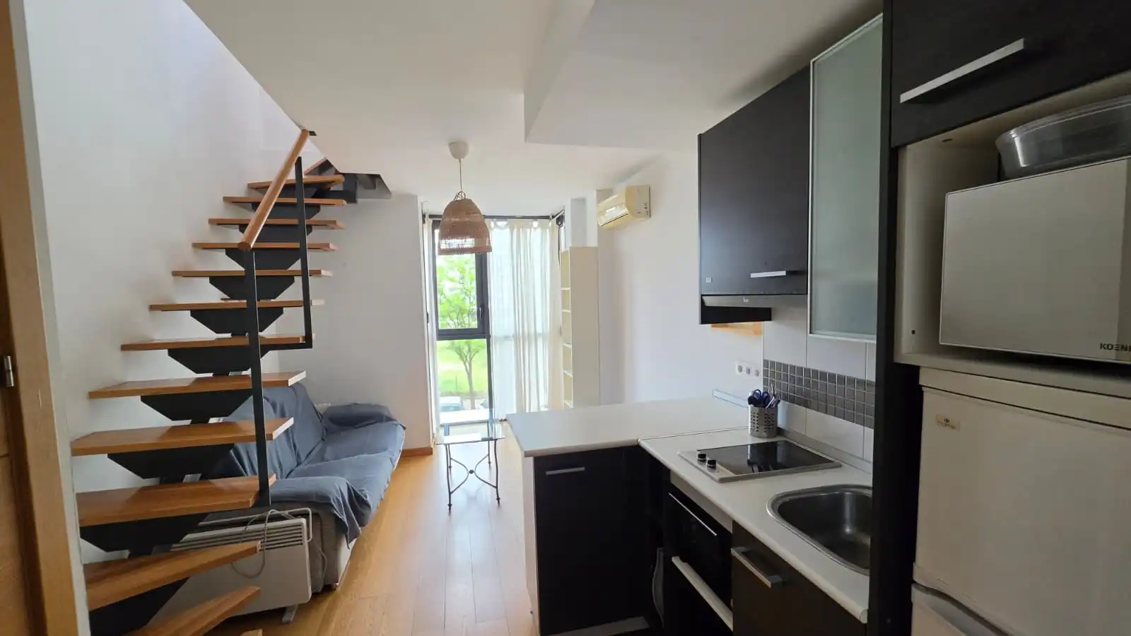 Cocina de Apartamento en venta en Madrid con Trastero, Amueblado y Balcón