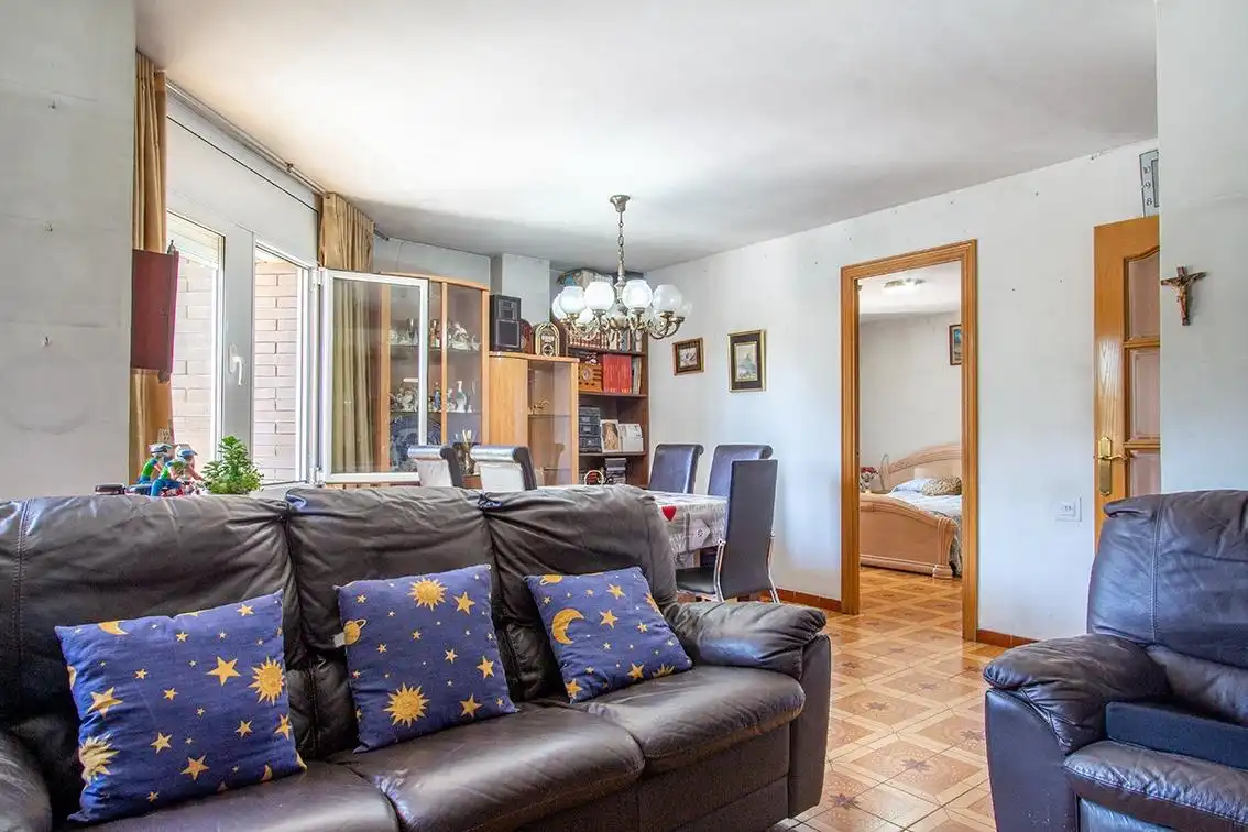 Wohnzimmer von Wohnung zum Verkauf in Barberà del Vallès mit Terrasse