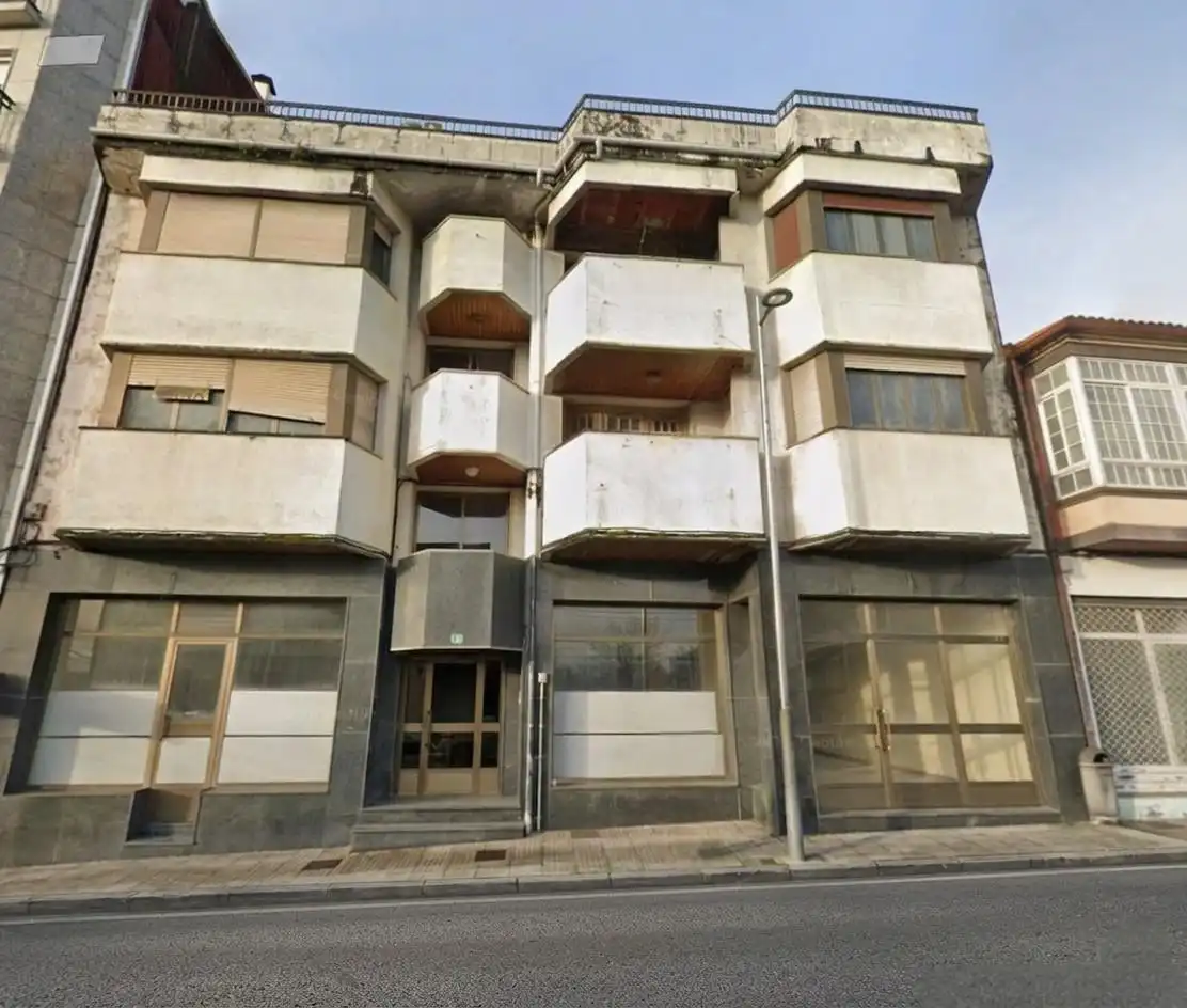 Außenansicht von Gebäude zum Verkauf in Silleda