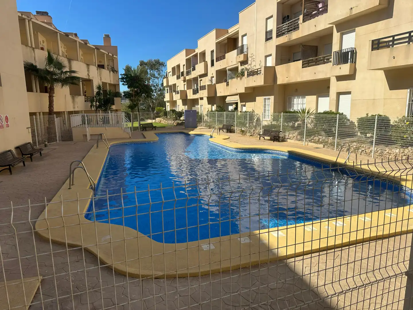 Piscina de Apartament en venda en Almería