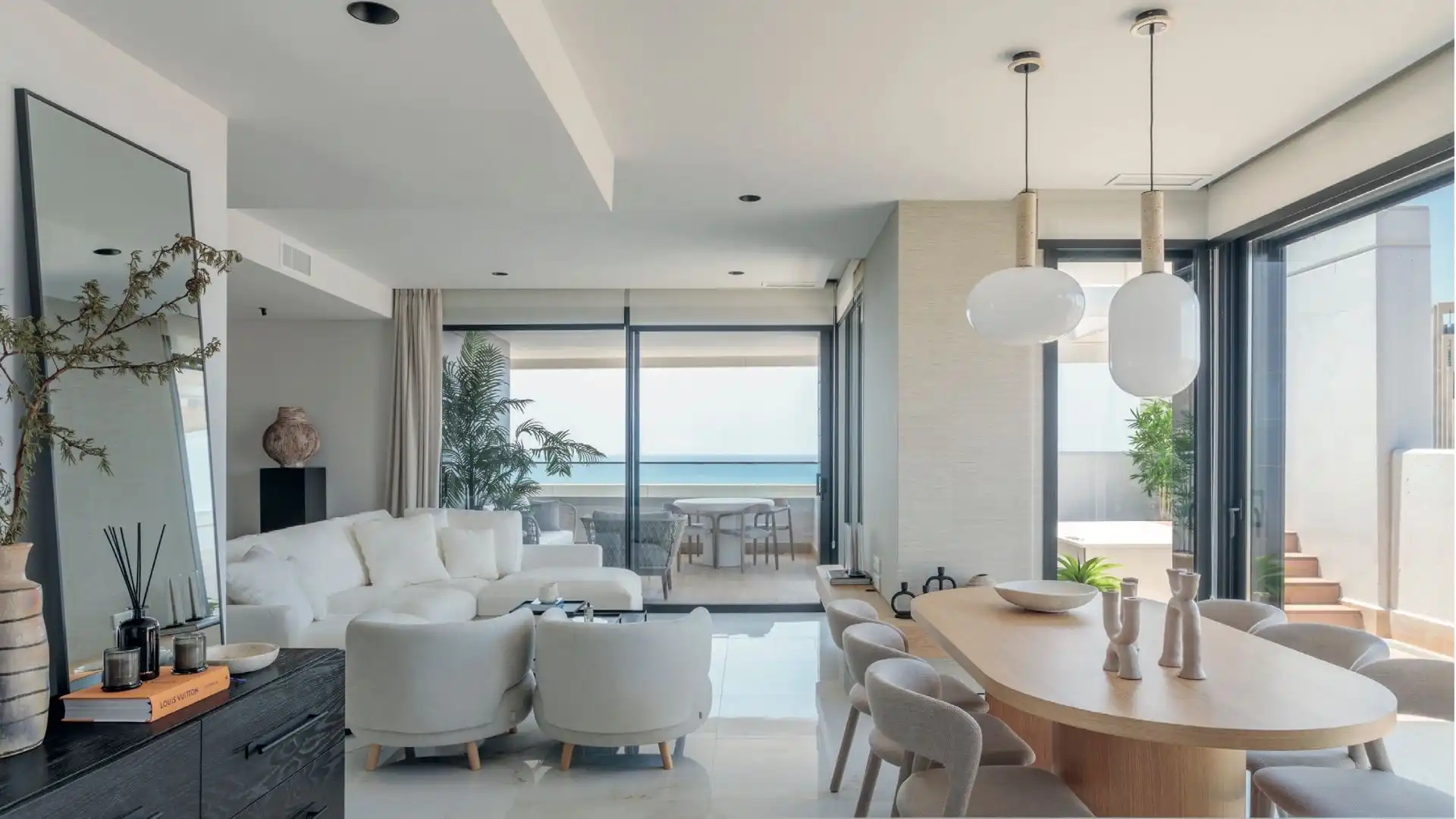 Sala d'estar de Apartament en venda en Benidorm amb Terrassa, Traster i Piscina comunitària
