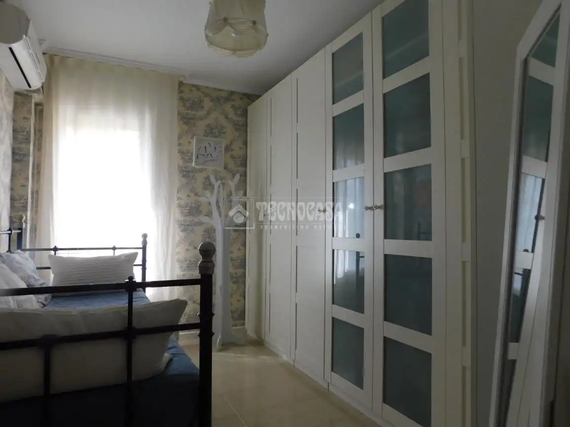 Habitación de Casa adosada en venta en Zaragoza con Piscina comunitaria