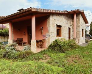 Jardí de Casa o xalet en venda en Ponteareas amb Calefacció, Jardí privat i Terrassa