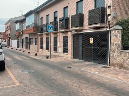 Exterior view of Duplex for sale in Torrejón de la Calzada  with Balcony