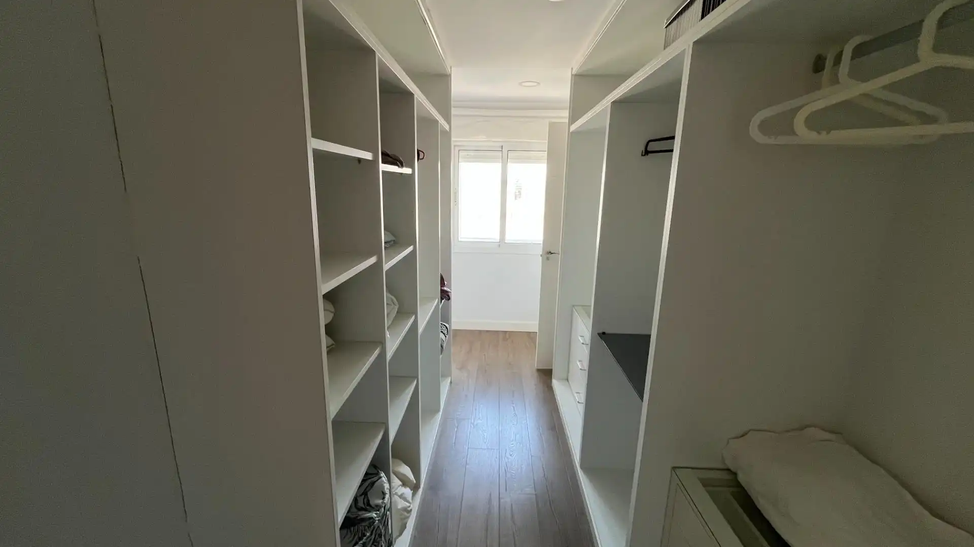 Flat for rent in Calle del Avión Cuatro Vientos, Parque María Luisa -Giralda Sur