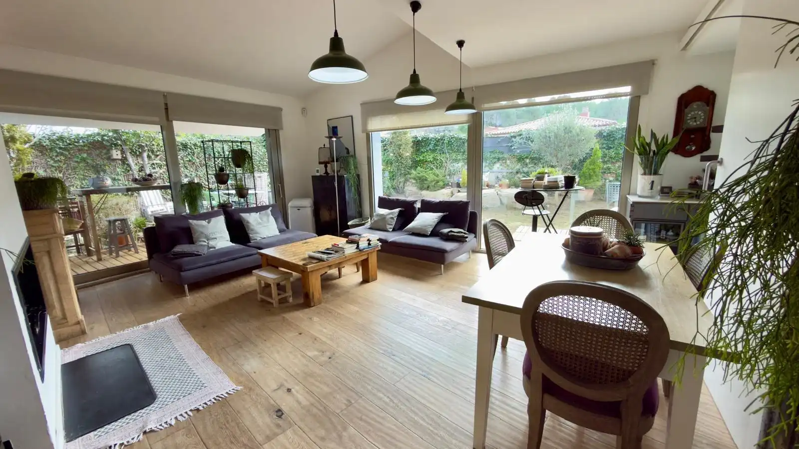 Sala d'estar de Casa o xalet en venda en Castellolí amb Calefacció, Jardí privat i Terrassa