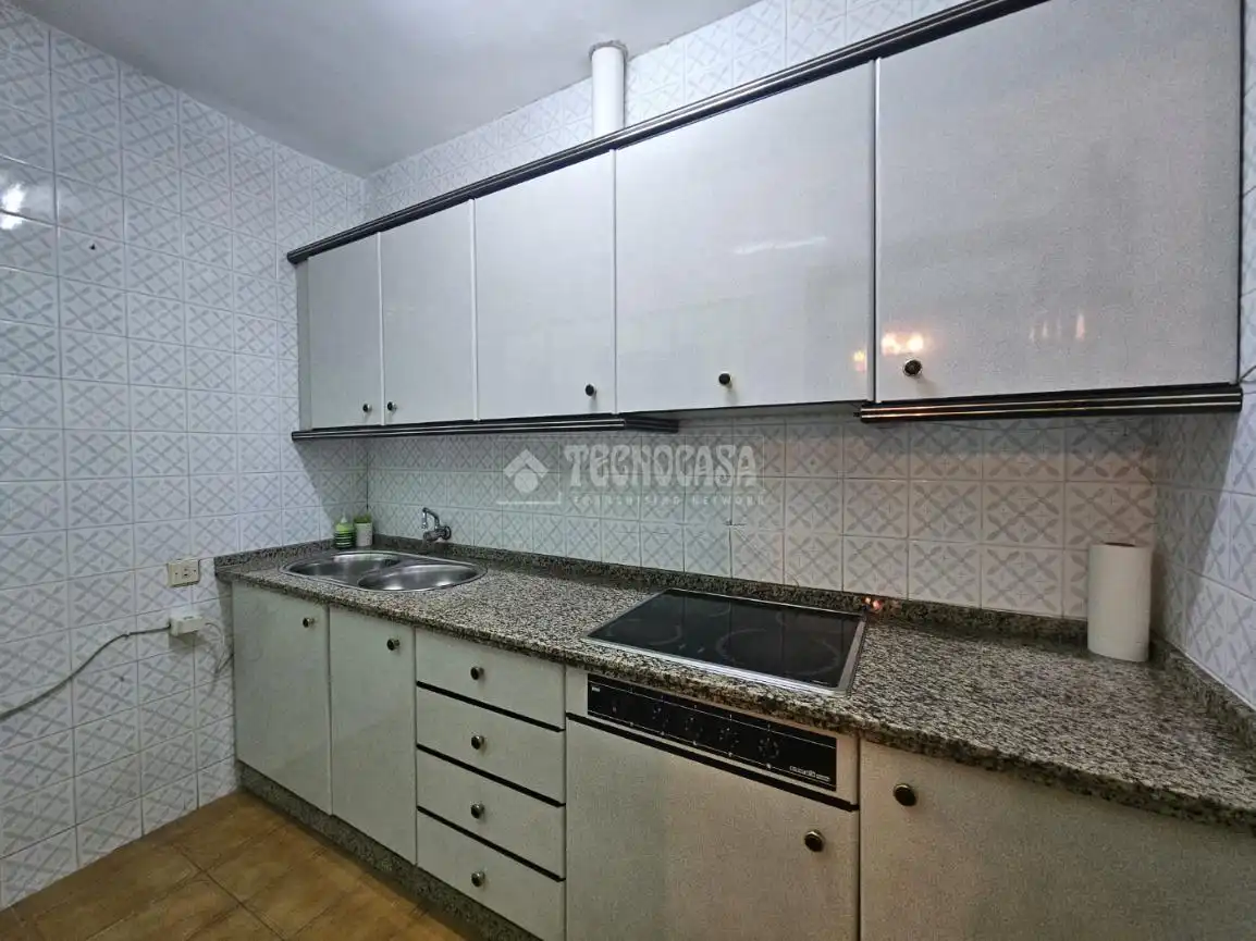 Cuina de Casa adosada en venda en San Juan de Aznalfarache