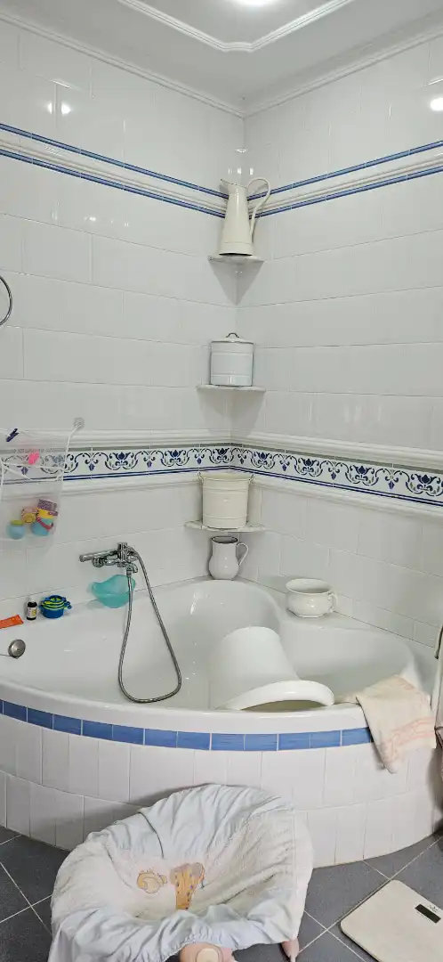 Bany de Casa o xalet en venda en Chiclana de la Frontera amb Aire condicionat, Calefacció i Jardí privat