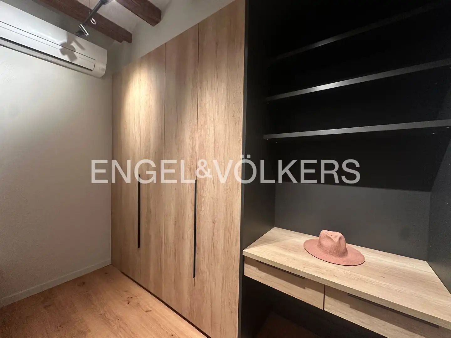 Piso con terraza en venta en Ciutat Vella, imagen 12