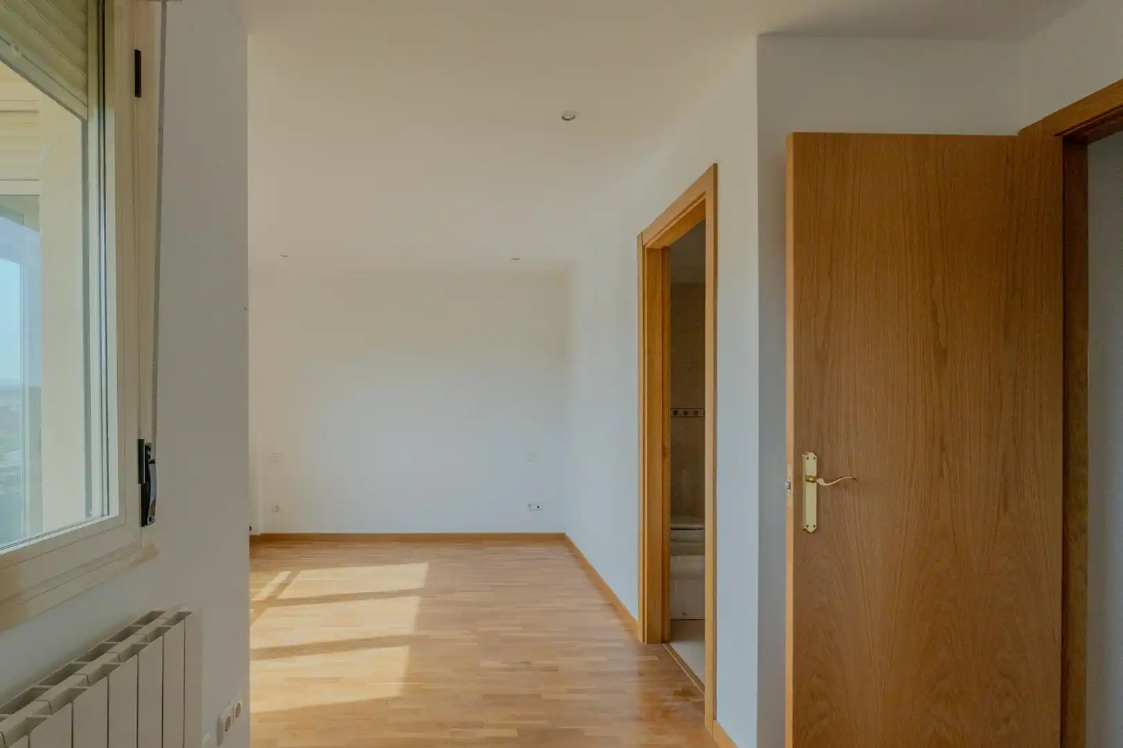 Bedroom of Detached homes for sale in Elciego  with Heating, Private garden and Parquet flooring