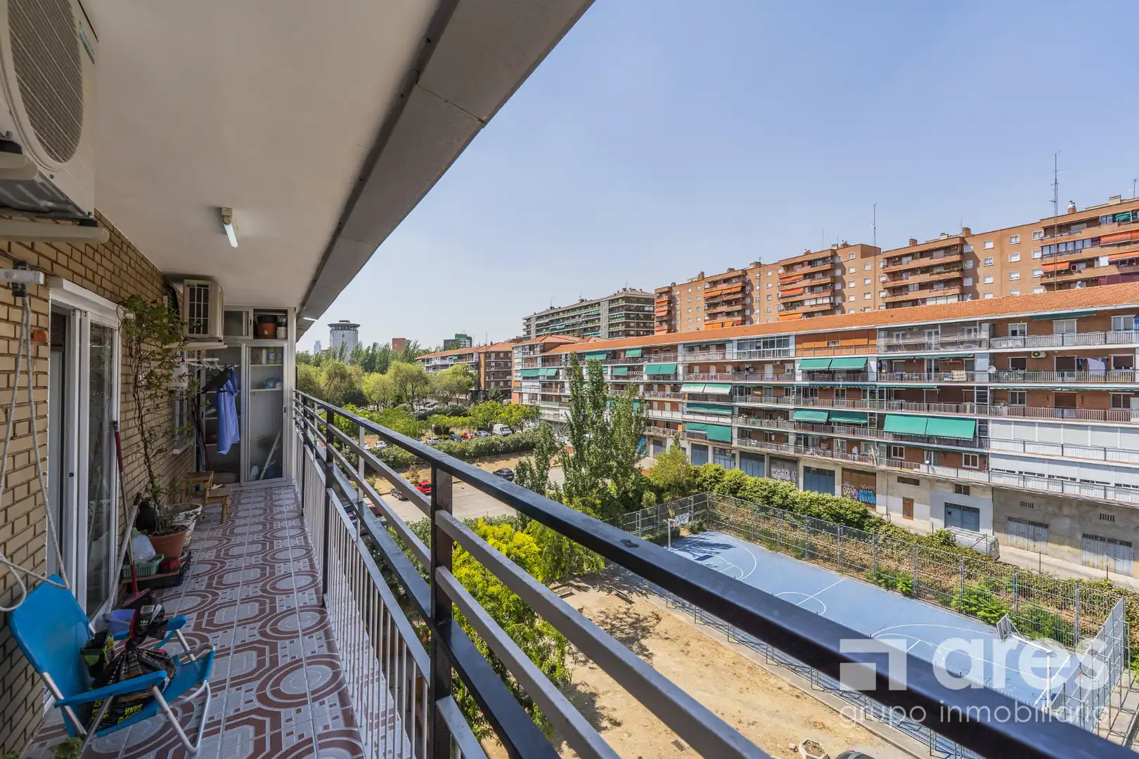 Vista exterior de Piso en venta en Madrid con Aire acondicionado, Calefacción y Terraza