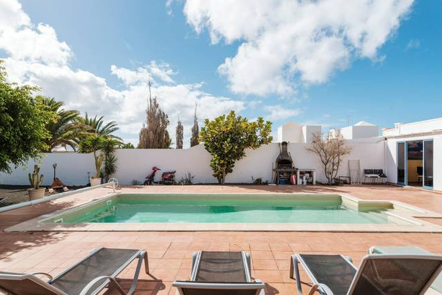 Casa-chalet en Venta en Calle Lomo Blanco en Playa Blanca