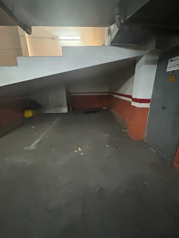 Garaje en Venta en Calle de Poblet en La Maternitat i Sant Ramon