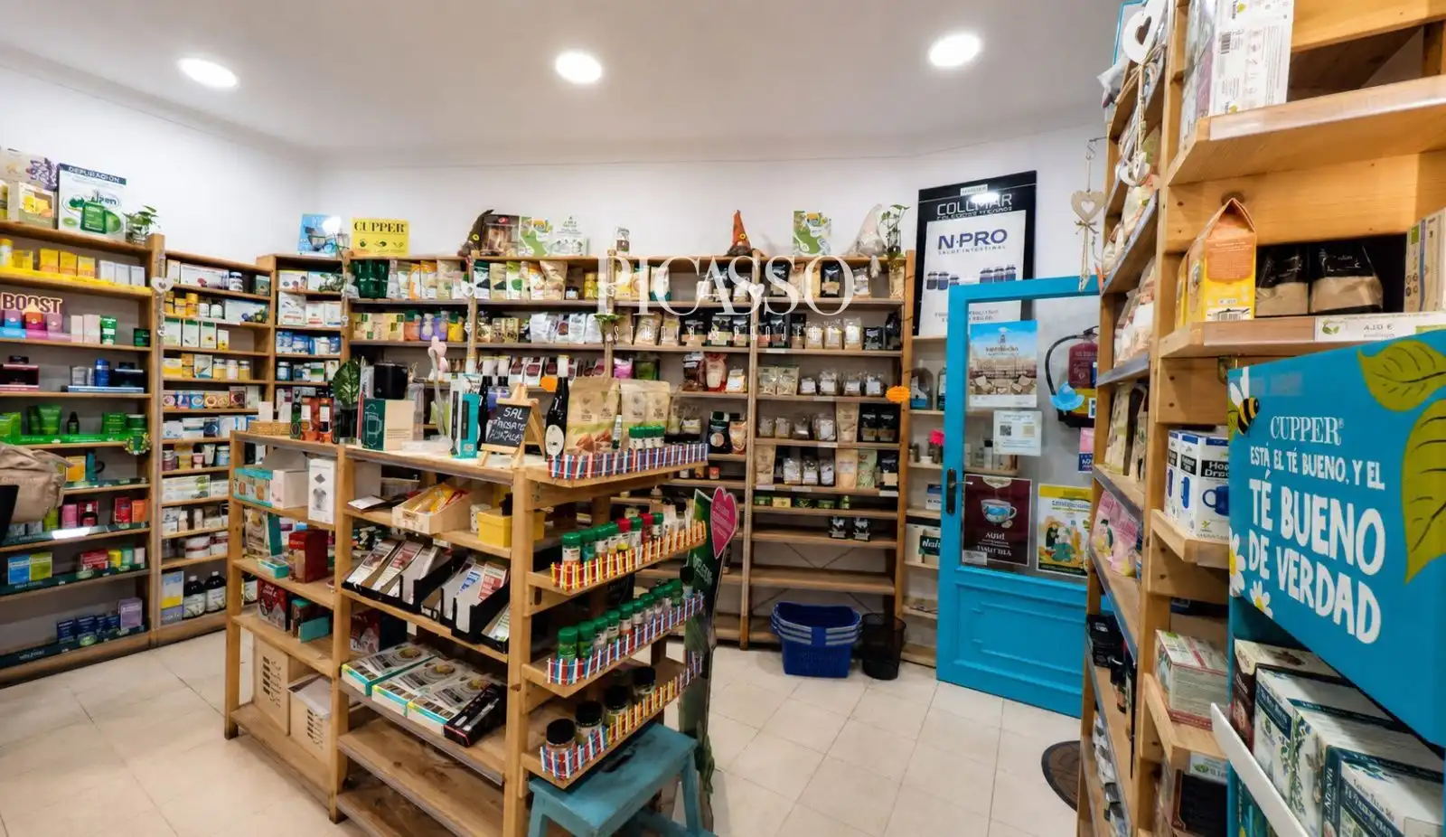 Locale commerciale in cessione a Ruiz Blasser