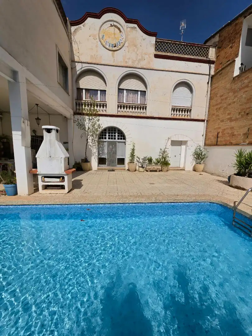Piscina de Casa o xalet en venda en Igualada amb Aire condicionat, Calefacció i Jardí privat