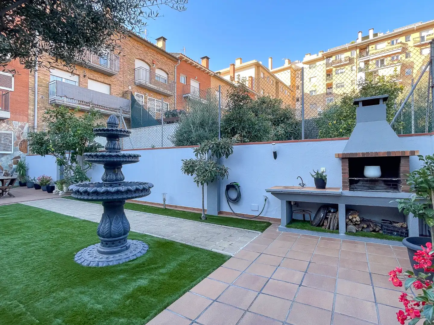 Jardín de Casa adosada en venta en Mataró con Aire acondicionado, Calefacción y Jardín privado