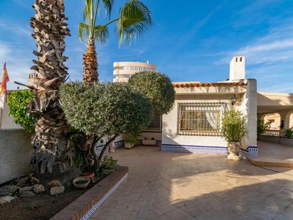 Vista exterior de Casa o xalet en venda en La Manga del Mar Menor amb Terrassa