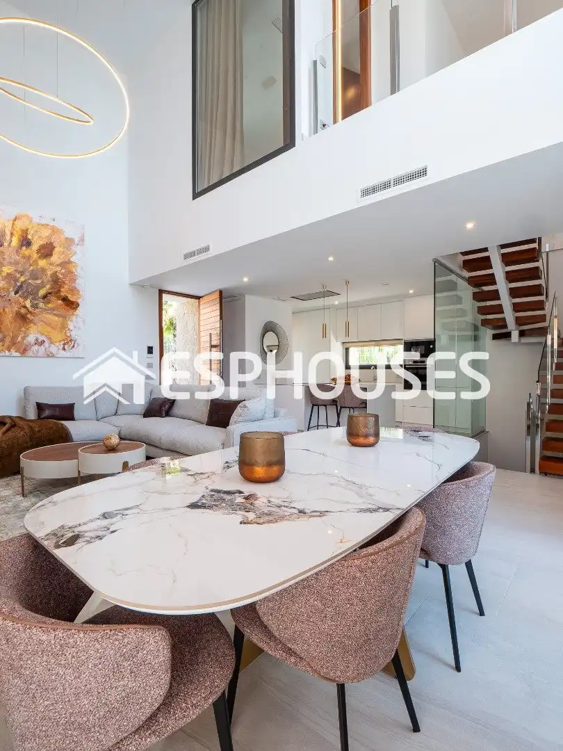 Living room of Houses for sale in Finestrat  with Air Conditioner, Terrace and Swimming Pool