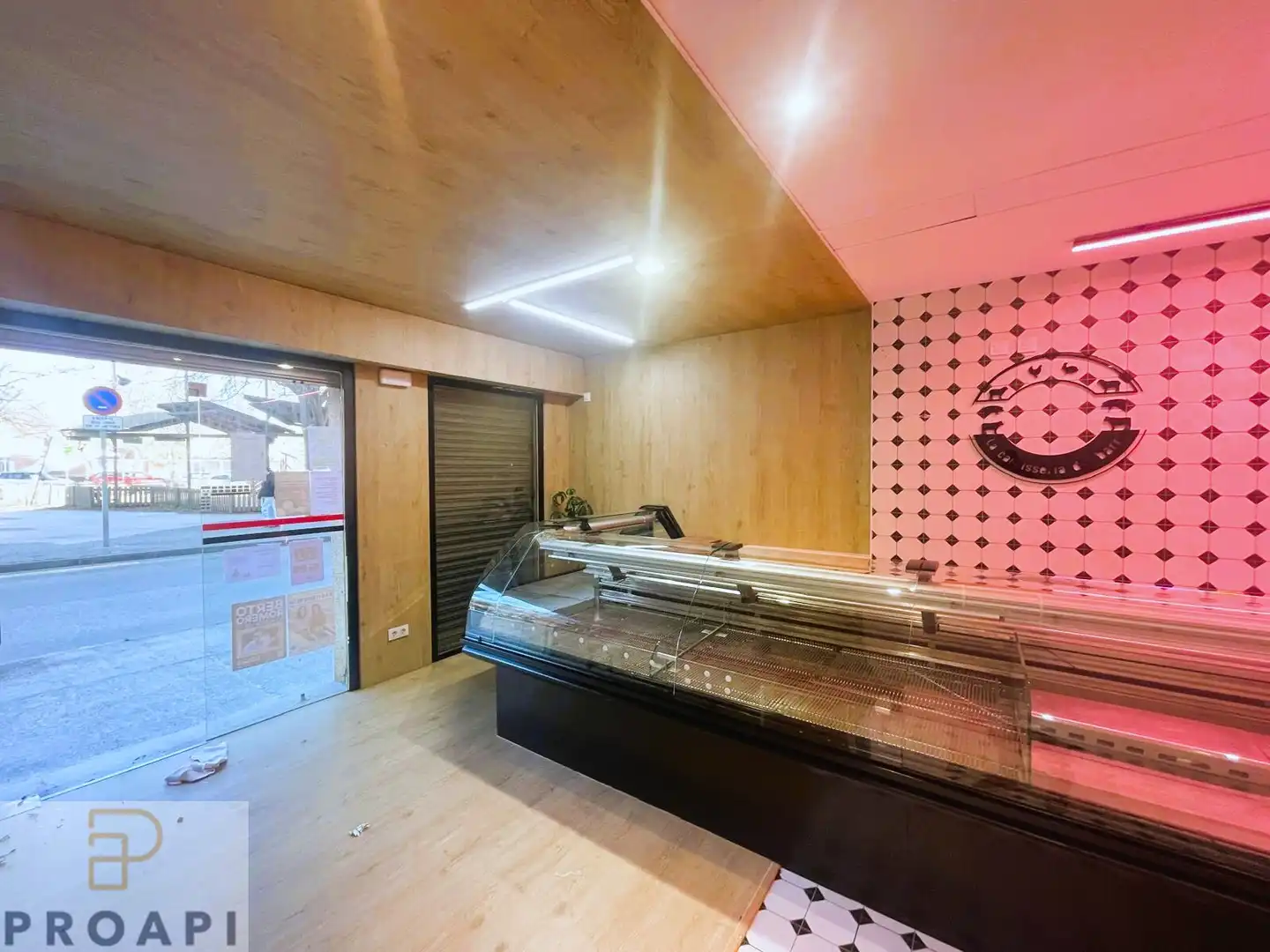 Local comercial en venta en Eixample Sud – Migdia, imagen 4