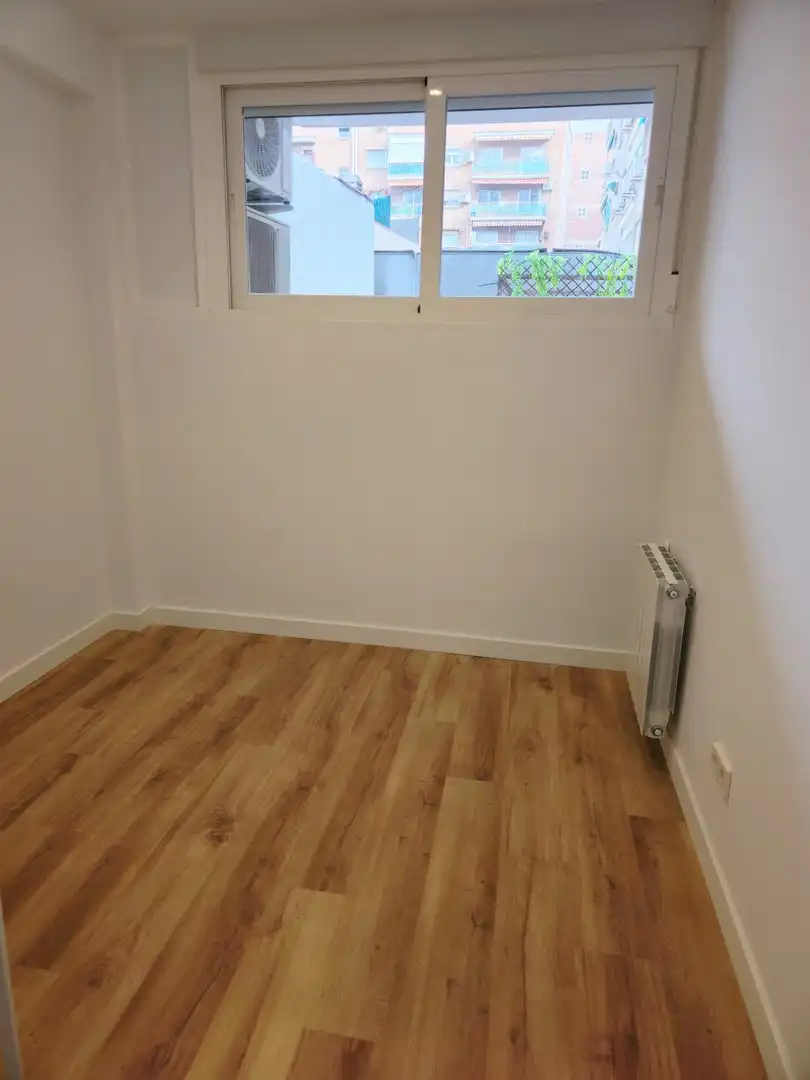 Habitación de Piso en venta en Madrid con Aire acondicionado y Calefacción
