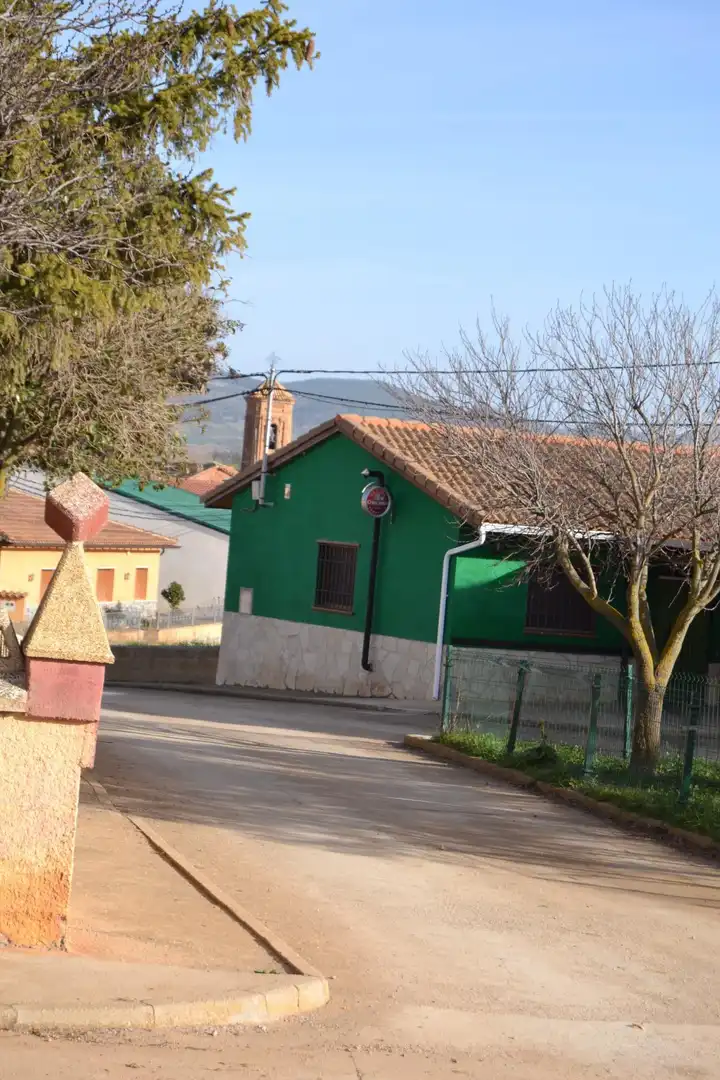 Casa adosada en venta en Villahermosa del Campo