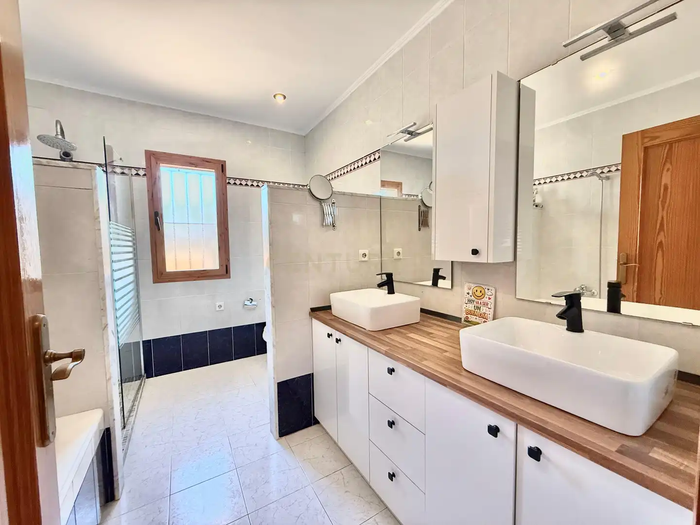 Bany de Casa o xalet en venda en Calpe / Calp amb Aire condicionat, Jardí privat i Traster