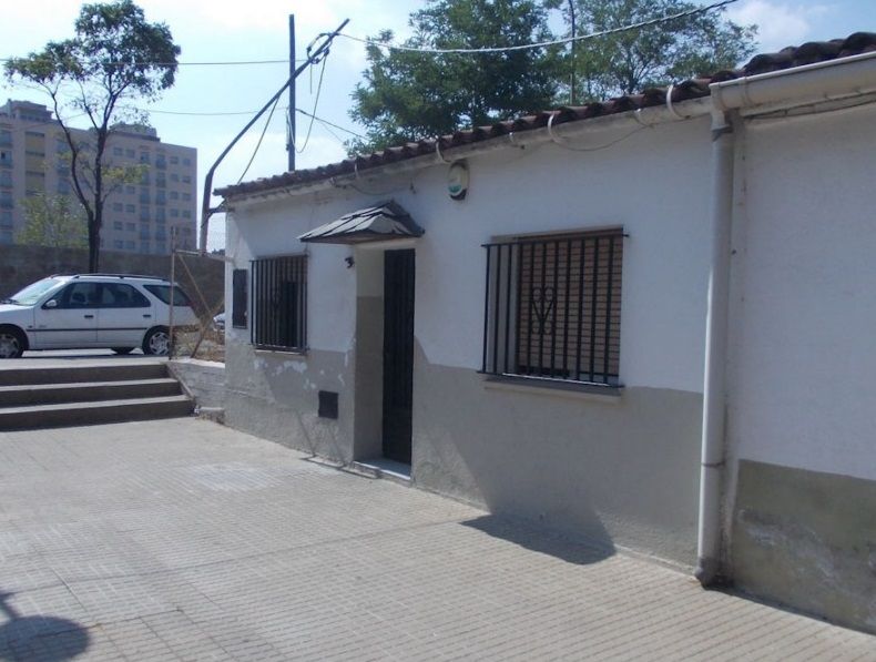 Exterior view of House or chalet for sale in Barberà del Vallès