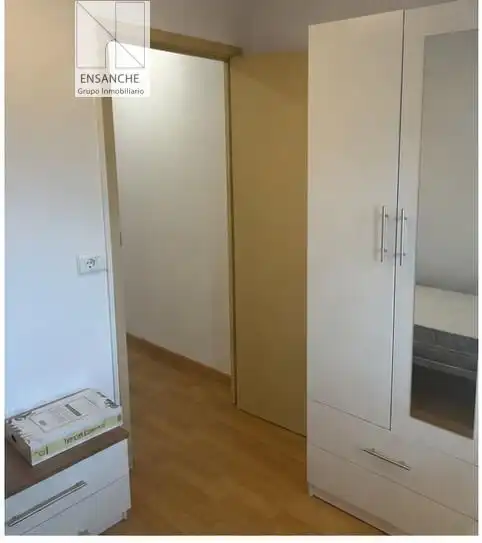 Bedroom of Flat for rent in Santiago de Compostela   with Heating and Furnished