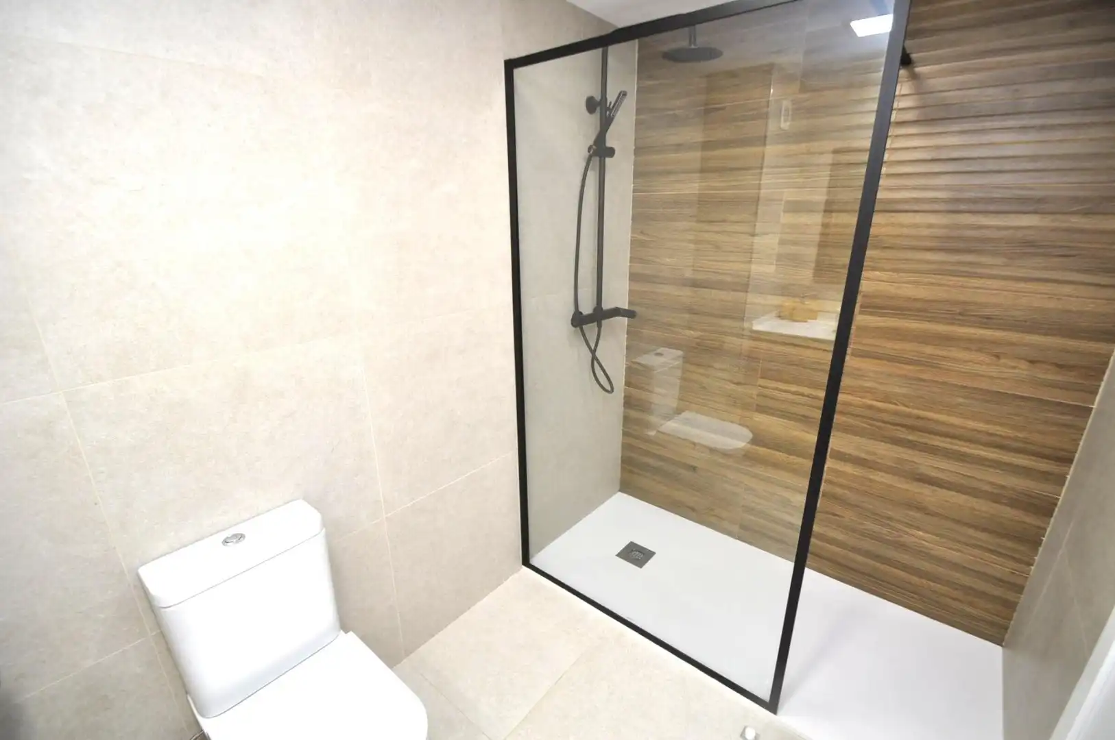 Baño de Piso en venta en La Ràpita con Aire acondicionado, Calefacción y Terraza