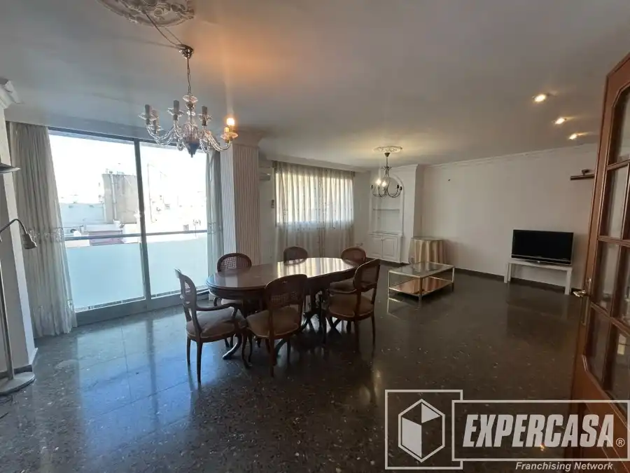 Appartamento con ascensore in vendita a Casco Antiguo, imagen 3