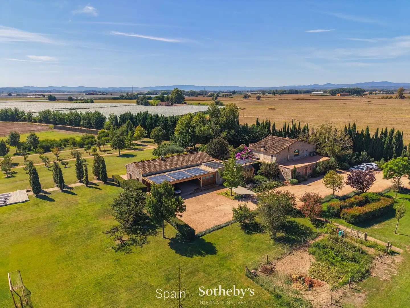 Country house with pool for sale in Camí Vell d'Ullà