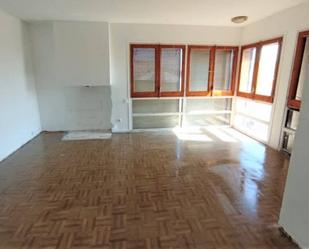 Sala d'estar de Pis en venda en Prats de Lluçanès amb Terrassa