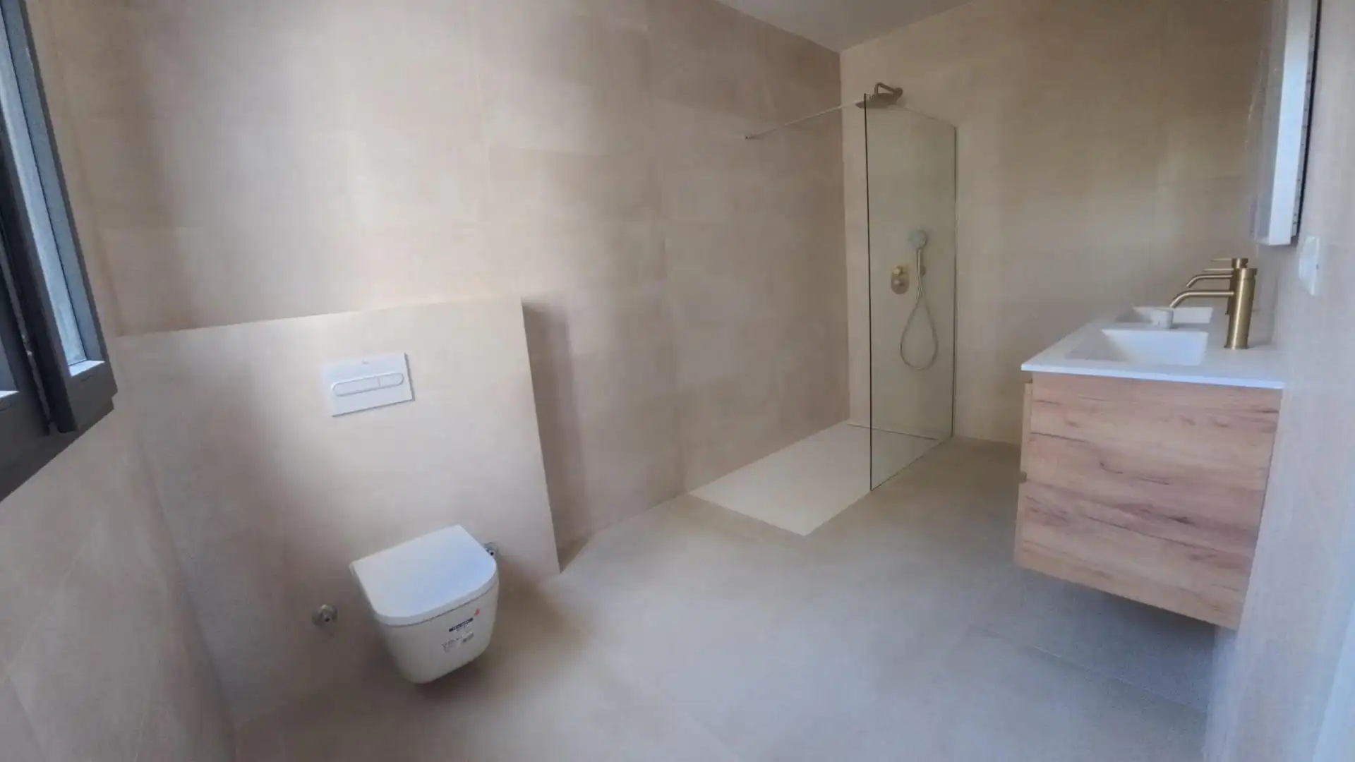 Baño de Casa o chalet en venta en L'Alfàs del Pi con Jardín privado, Terraza y Trastero