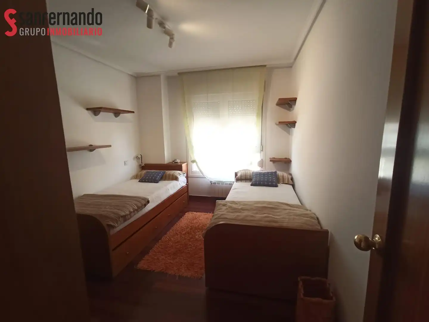 Habitación de Piso de alquiler en Santander con Calefacción, Parquet y Amueblado