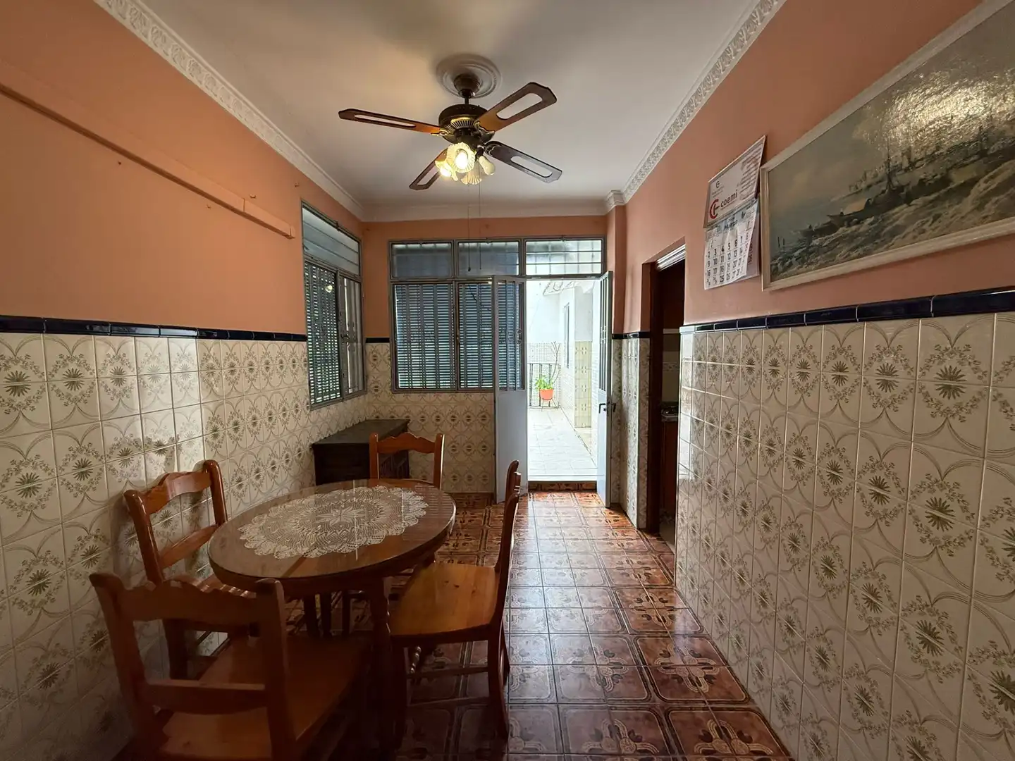 Comedor de Casa adosada en venta en Dos Hermanas con Aire acondicionado